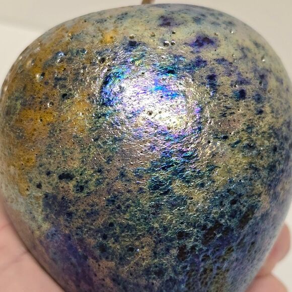 Vintage Orient & Flume Signed Iridescent Textured Glass Apple Paperweight - Picture 9 of 16